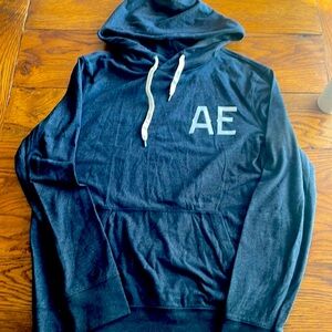 Great used condition AE hoodie charcoal, men’s small